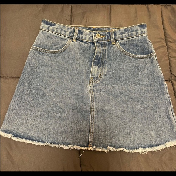 Francesca’s Denim Skirt - Picture 3 of 3